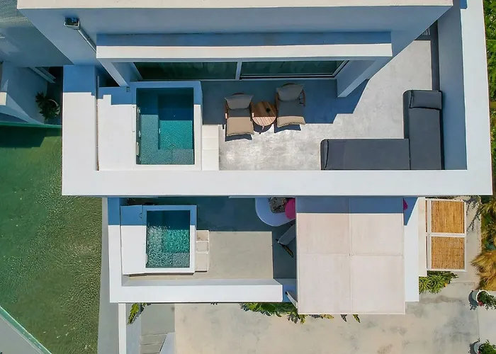 Kouros Exclusive & - Adults Only